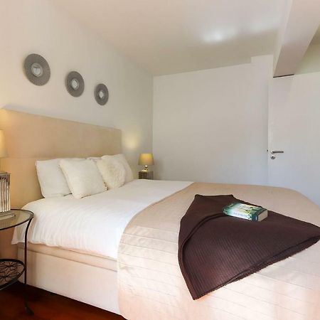 Entrecampos Terrace By Homing Apartment Lisbon Bagian luar foto